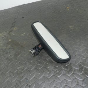 (154) 2003 LAND ROVER DISCOVERY 2 TD5. REAR VIEW MIRROR