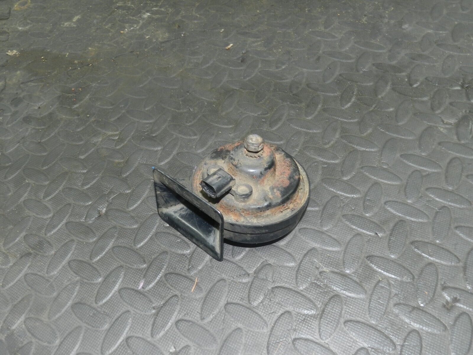 (154) 2003 LAND ROVER DISCOVERY 2 TD5. HORN - Image 2