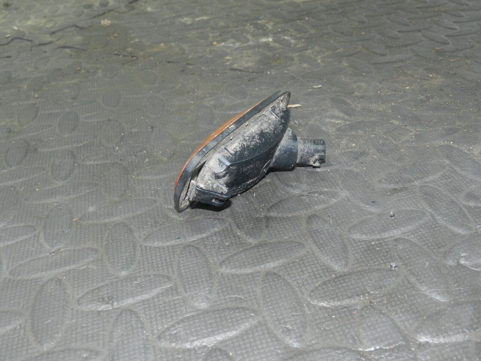 (154) 2003 LAND ROVER DISCOVERY 2 TD5. SIDE REPEATER INDICATOR - Image 2