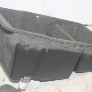 JAGUAR S TYPE. CENTRE CONSOLE GLOVE BOX 257760