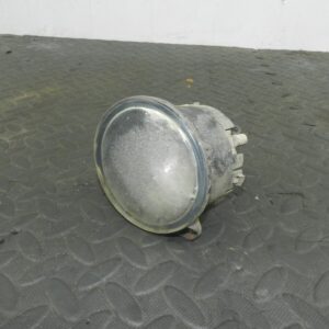 (154) 2003 LAND ROVER DISCOVERY 2 TD5. RIGHT SIDE FOG LIGHT