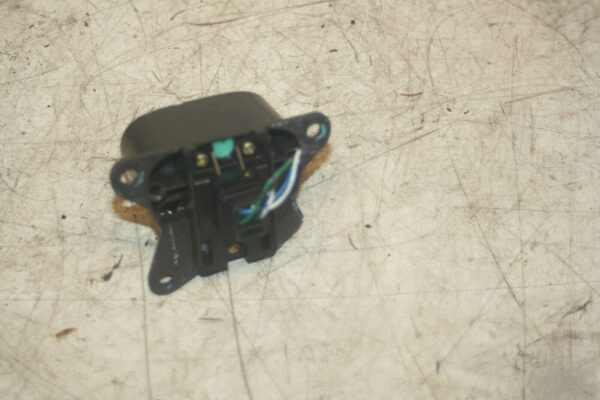 JAGUAR S TYPE. HANDBRAKE SWITCH - Image 2
