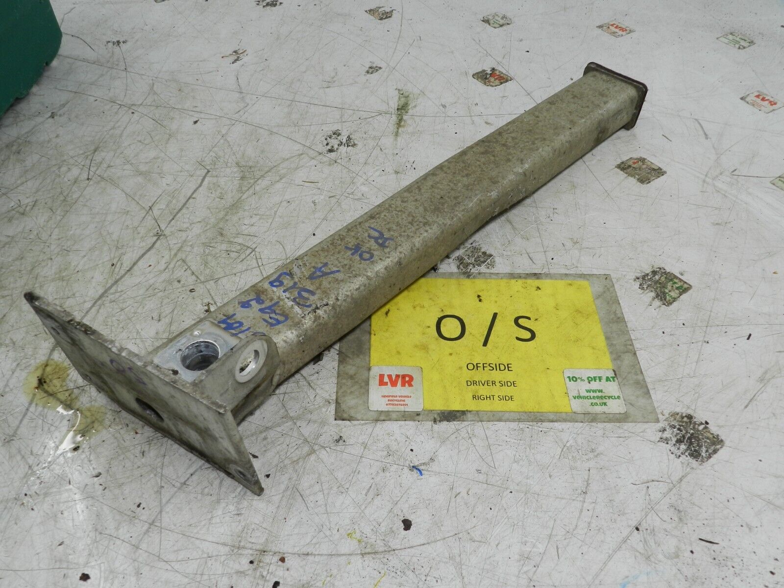 2015 CITROEN BERLINGO MK2. DRIVER SIDE FRONT SUB FRAME BRACKET