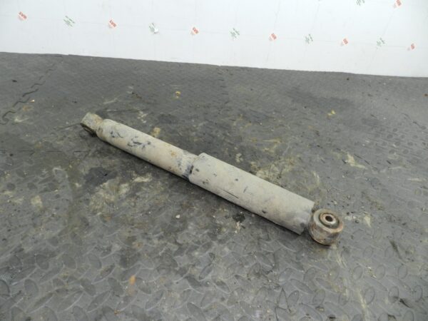 (154) 2003 LAND ROVER DISCOVERY 2 TD5. REAR SUSPENSION SHOCK UNIT