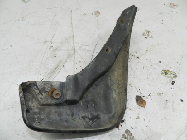 2006 LAND ROVER FREELANDER 1 FACELIFT TD4 L314. PASSENGER REAR MUD FLAP - Image 2