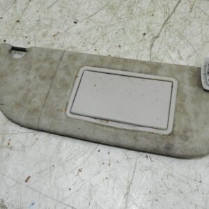 (135) 2003 CITROEN C3 PLURIEL CONVERTIBLE. DRIVER SIDE SUNVISOR