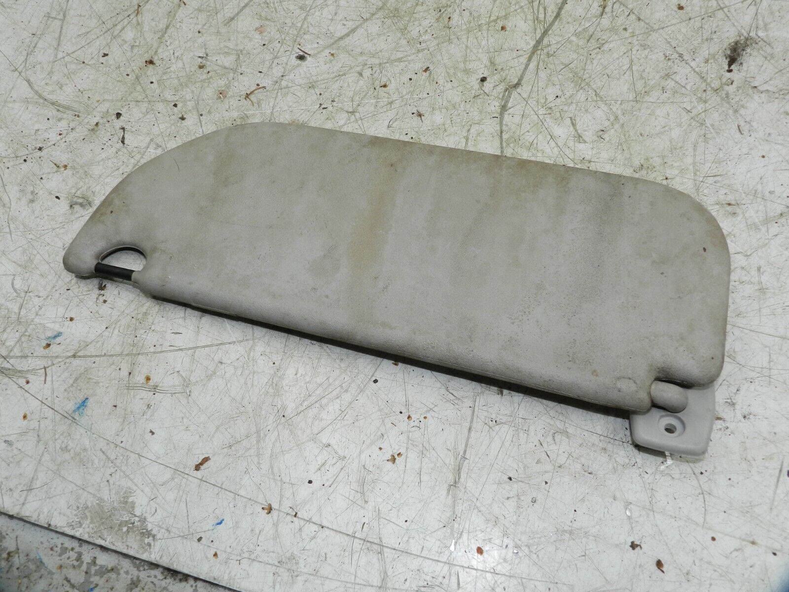 (135) 2003 CITROEN C3 PLURIEL CONVERTIBLE. DRIVER SIDE SUNVISOR - Image 3