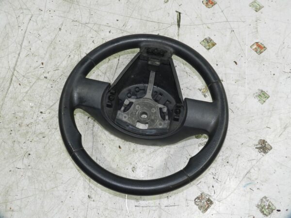 (135) 2003 CITROEN C3 PLURIEL CONVERTIBLE. STEERING WHEEL