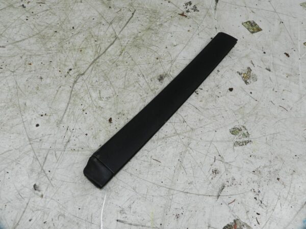 (135) 2003 CITROEN C3 PLURIEL CONVERTIBLE. DOOR SILL TRIM