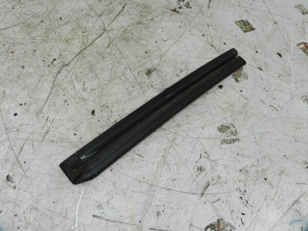 (135) 2003 CITROEN C3 PLURIEL CONVERTIBLE. DOOR SILL TRIM - Image 2