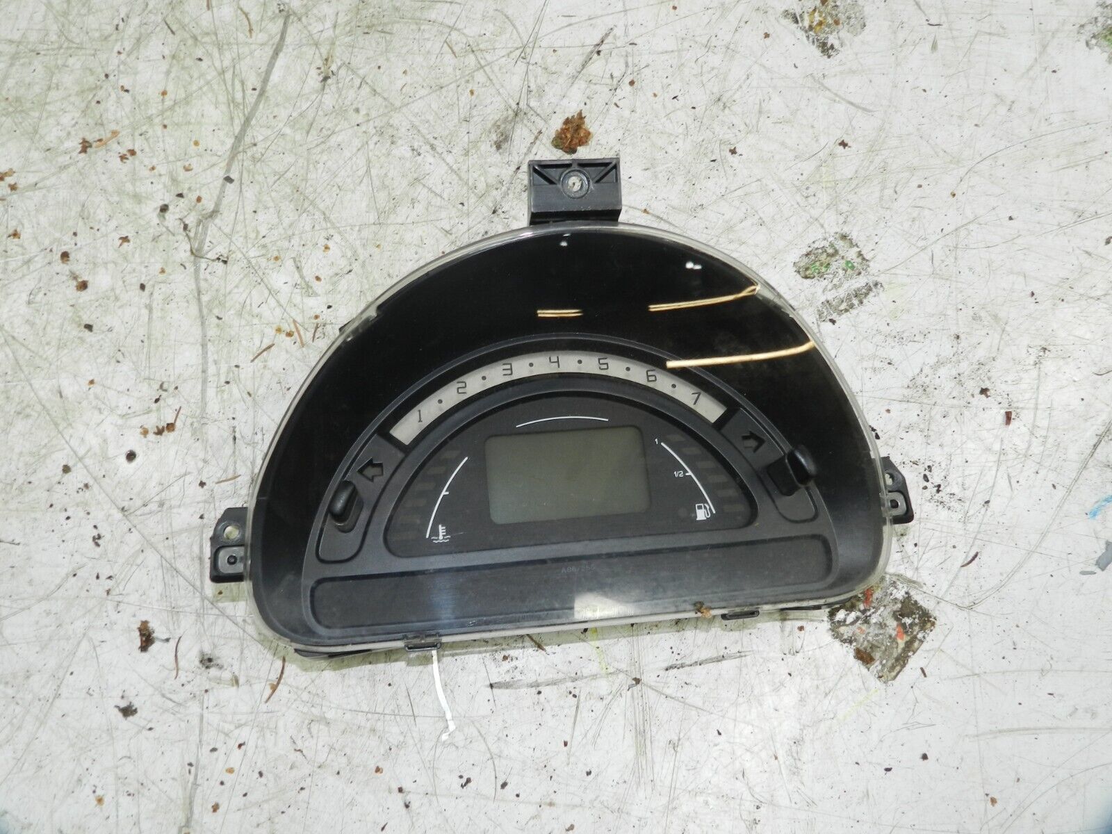 (135) 2003 CITROEN C3 PLURIEL CONVERTIBLE. SPEEDO SPEEDOMETER INSTUMENT CLUSTER