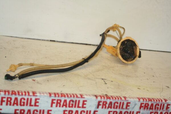 (95) 2010 BMW 1 SERIES E82. FUEL PUMP IN TANK SENDER UNIT