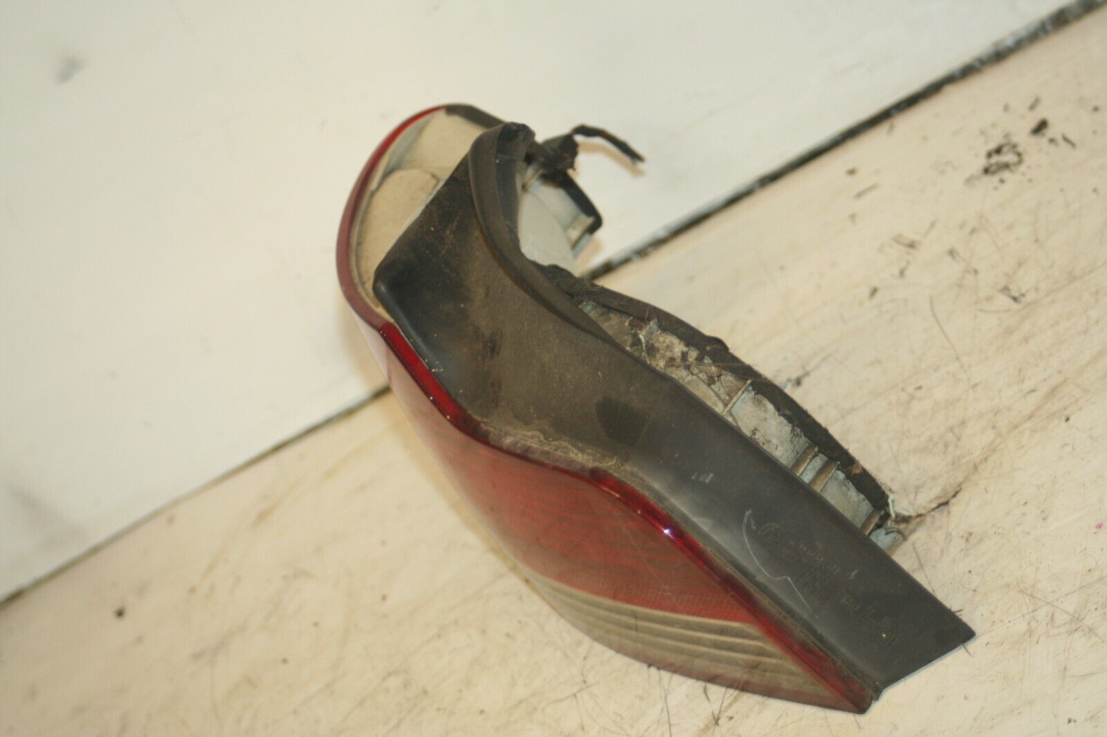 (95) 2010 BMW 1 SERIES E82. PASSENGER SIDE REAR LIGHT - Image 2