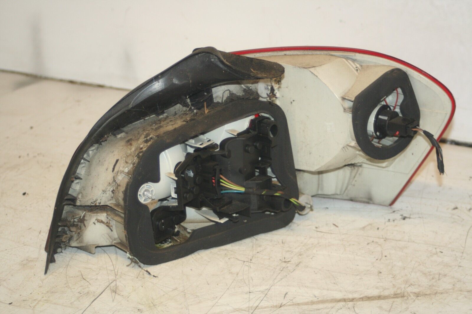 (95) 2010 BMW 1 SERIES E82. PASSENGER SIDE REAR LIGHT - Image 3