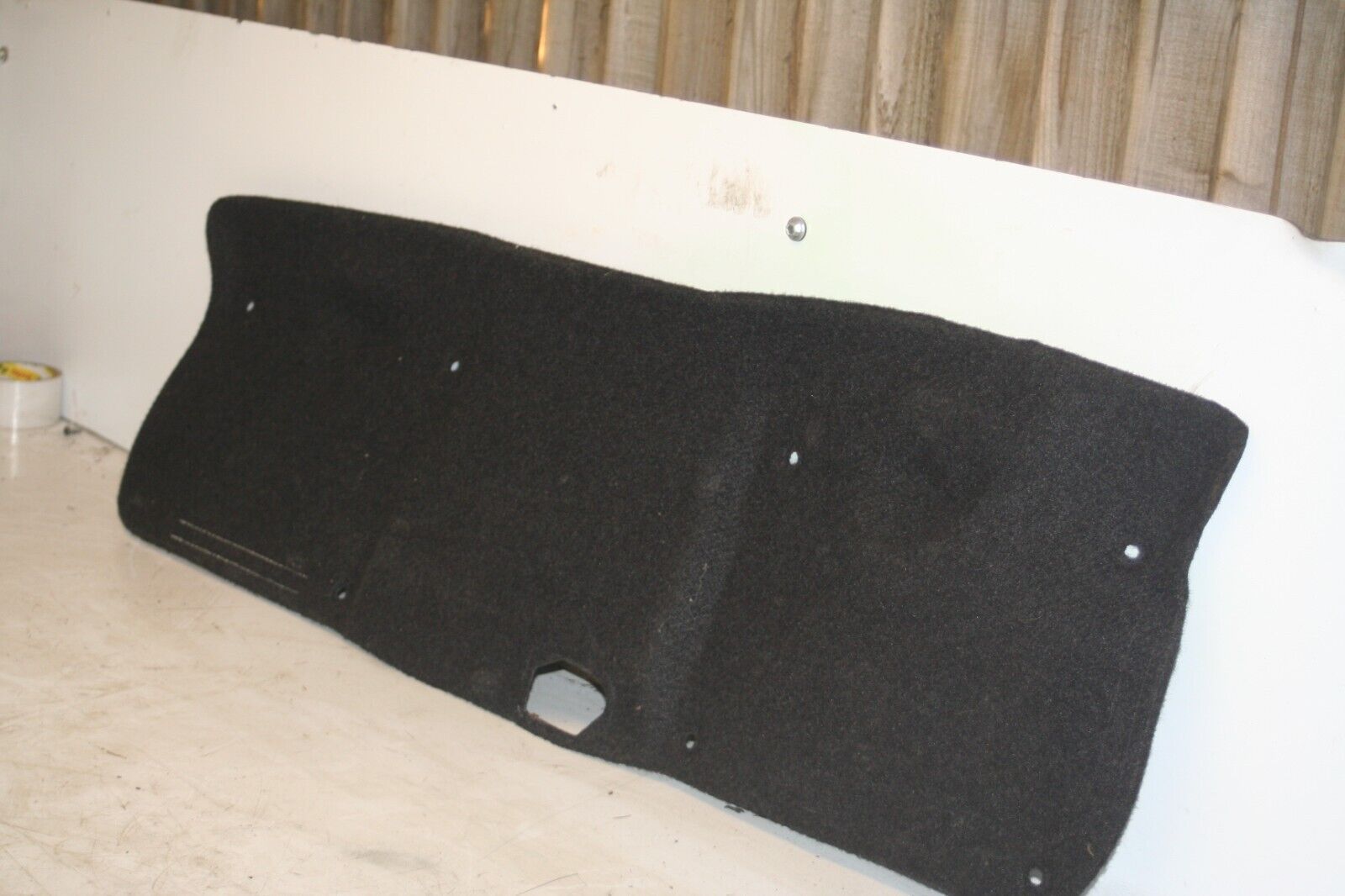 1990 FORD GRANADA MK3. CARPET TRIM BOOT LID TRIM TAILGATE - Image 2