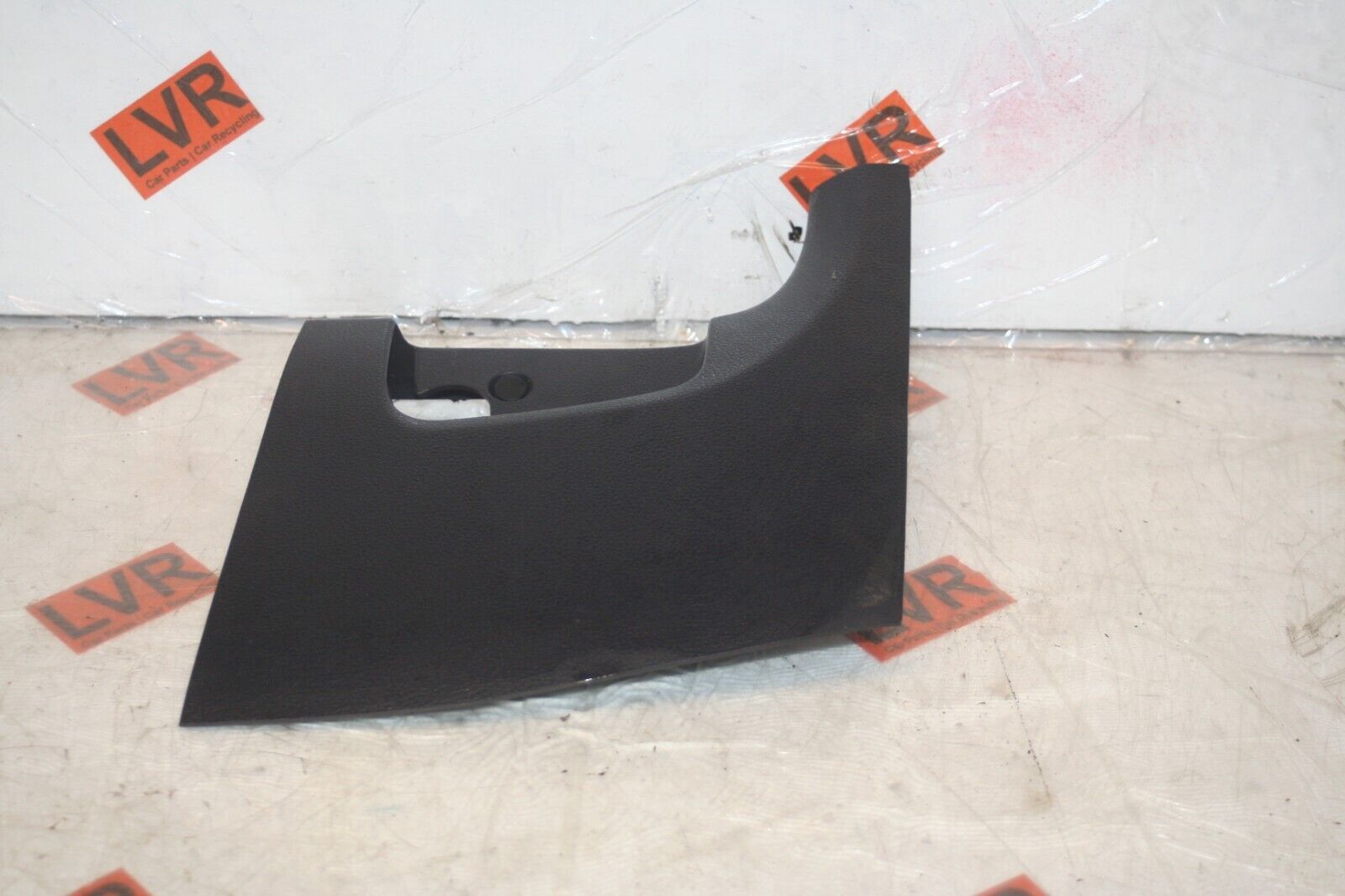 2013 VOLKSWAGEN POLO MK5 6R 1.2 DIESEL. LOWER TRIM SILL COVER