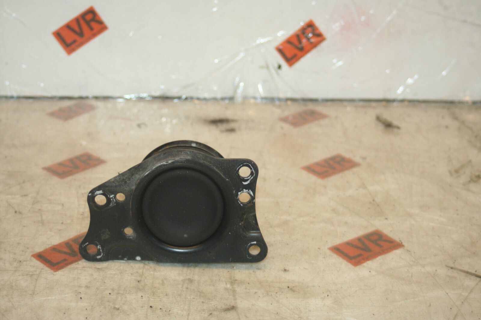 2013 VOLKSWAGEN POLO MK5 6R 1.2 DIESEL. ENGINE MOUNT - Image 4