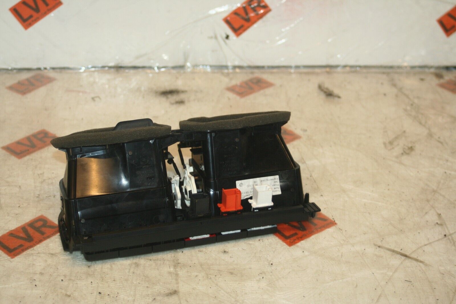 2013 VOLKSWAGEN POLO MK5 6R 1.2 DIESEL. BLOWER VENTS AND SWITCHES - Image 3