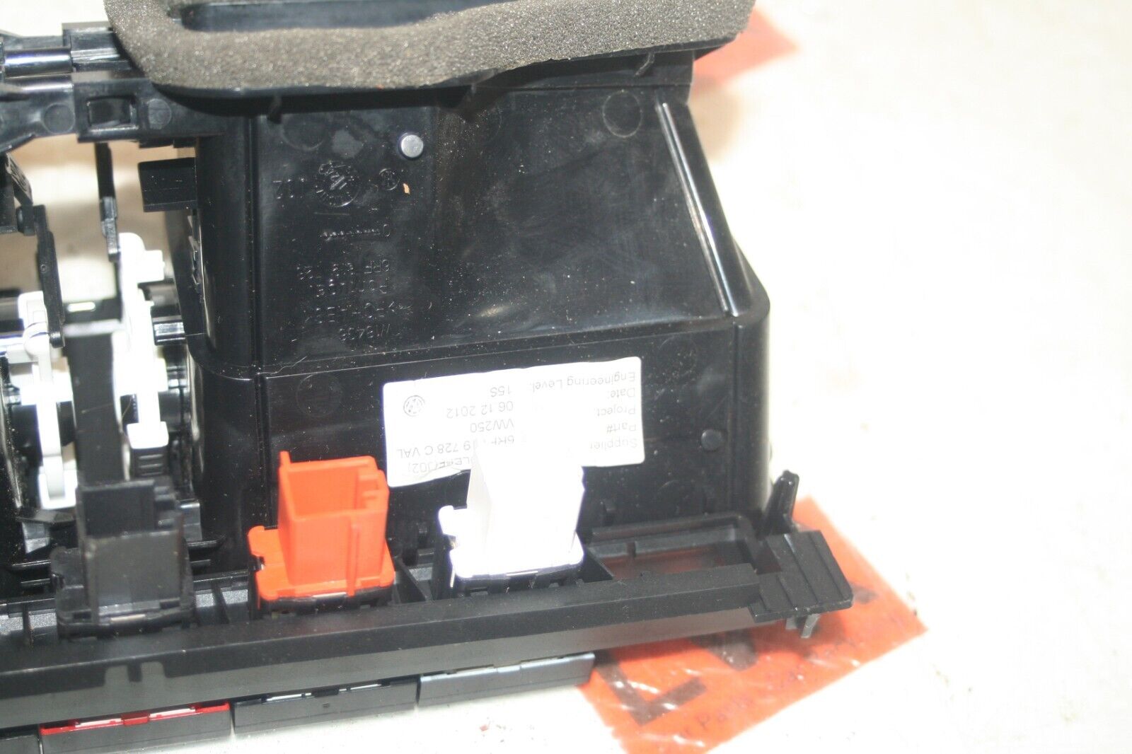 2013 VOLKSWAGEN POLO MK5 6R 1.2 DIESEL. BLOWER VENTS AND SWITCHES - Image 4