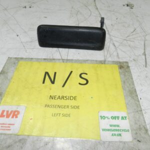 1993 FORD GRANADA DORCHESTER. PASSENGER SIDE MIDDLE OUTER DOOR HANDLE