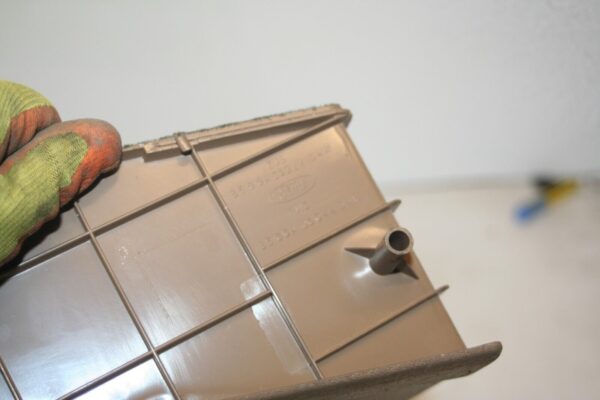 1990 FORD GRANADA MK3. GLOVEBOX - Image 7