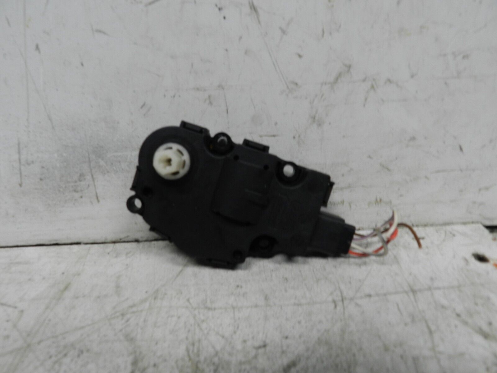 2014 AUDI S4 QUATRO A4 B8. HEATER FLAP CONTROL ACTUATOR