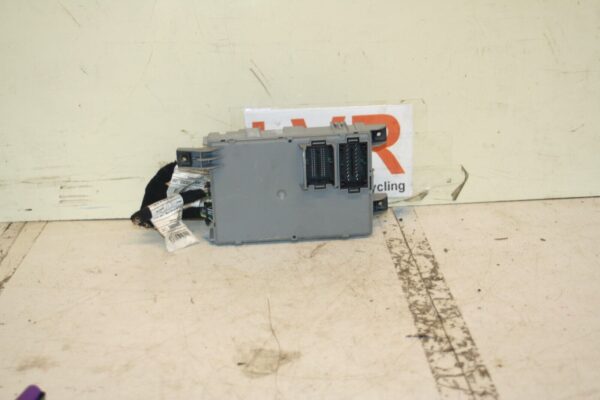 2008 FIAT 500. 1.2 PETROL. 00518395360 FUSE BOX BOARD BCM BODY CONTROL MODULE