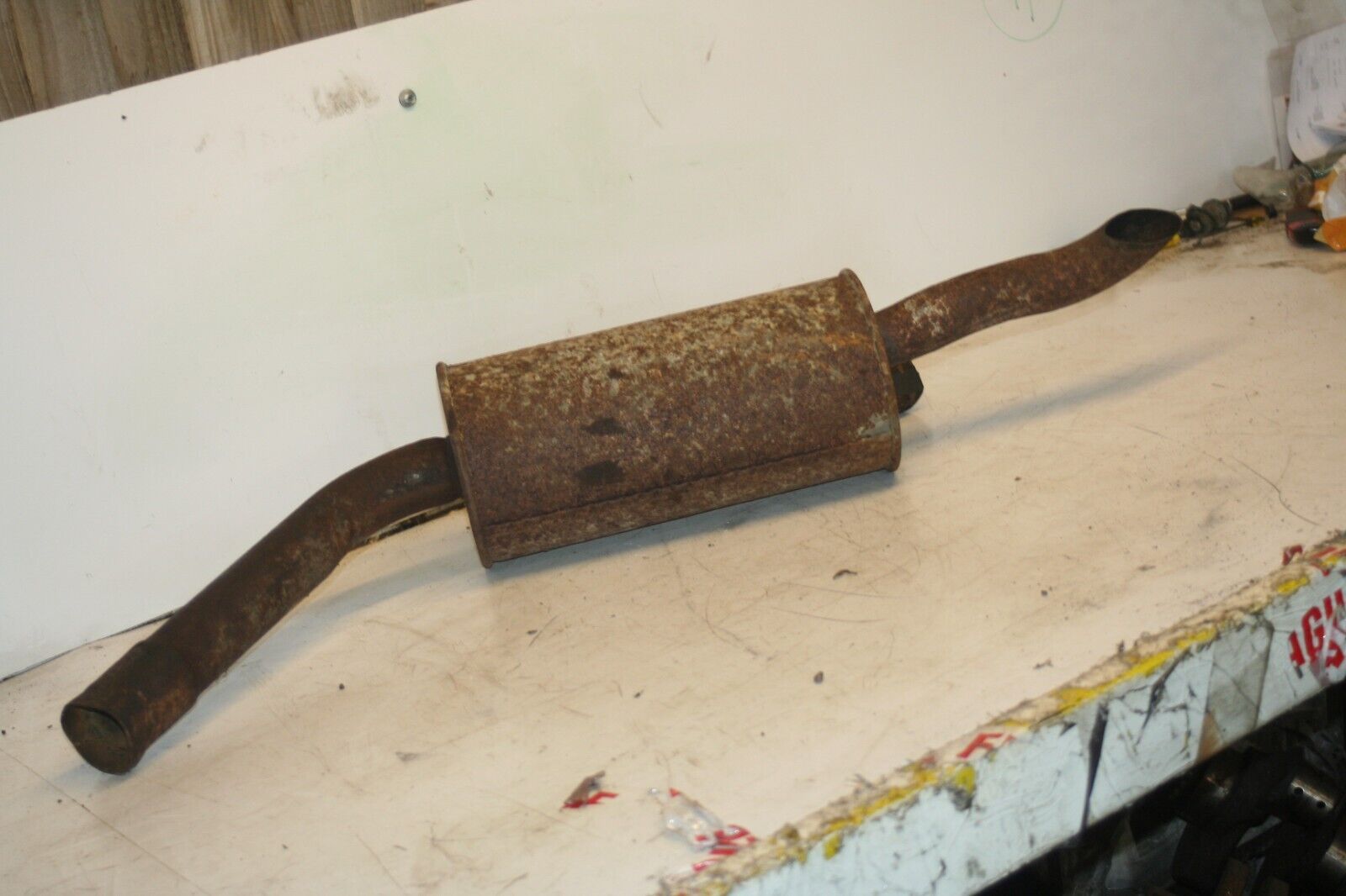 1990 FORD GRANADA MK3. REAR EXHAUST BUCK BOX SILENCER - Image 2