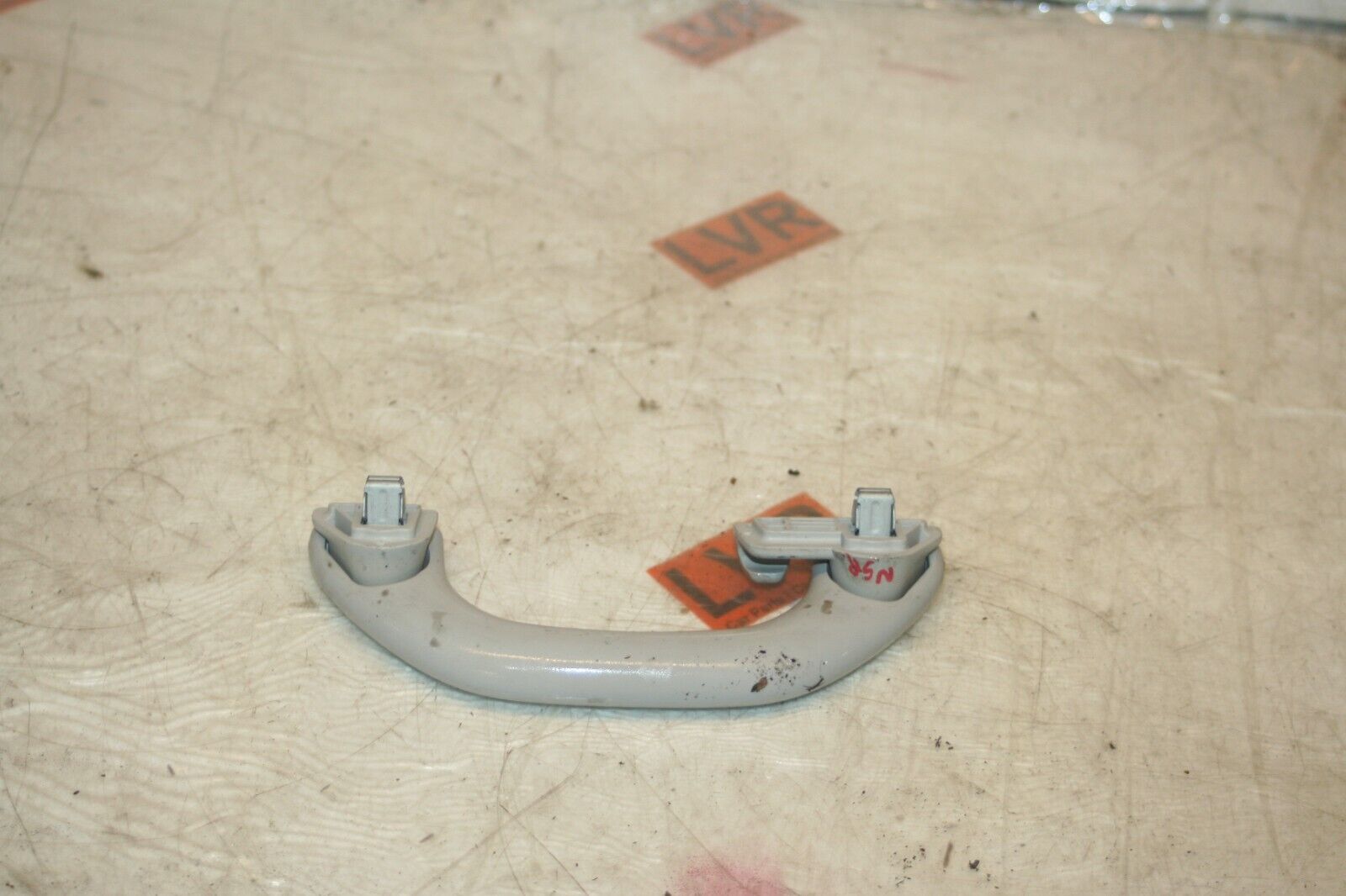 2013 VOLKSWAGEN POLO MK5 6R 1.2 DIESEL. GRAB HANDLE - Image 3