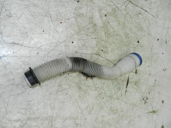 2015 CITROEN BERLINGO MK2. SCREEN WASH WASHER BOTTLE FILL UP PIPE