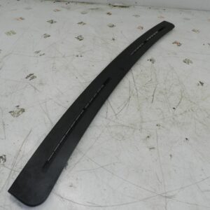 1993 FORD GRANADA DORCHESTER. DASHBOARD VENT TRIM