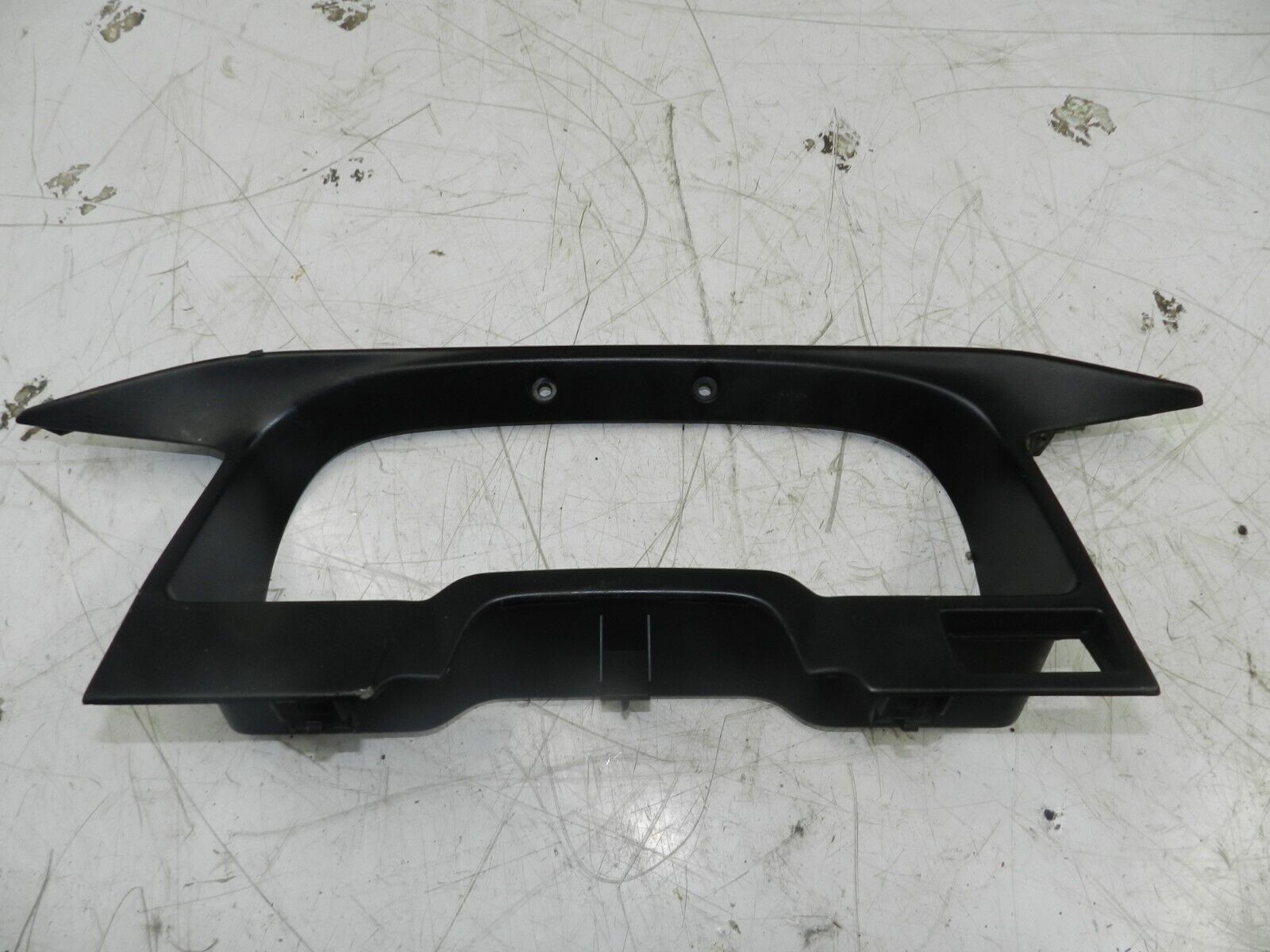 1993 FORD GRANADA DORCHESTER. SPEEDOMETER SURROUND TRIM