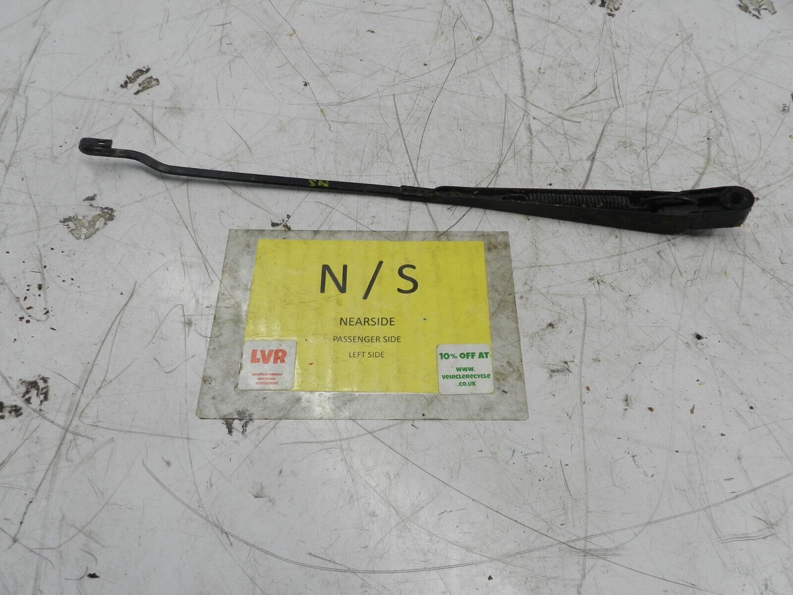 1993 FORD GRANADA DORCHESTER. PASSENGER WIPER ARM