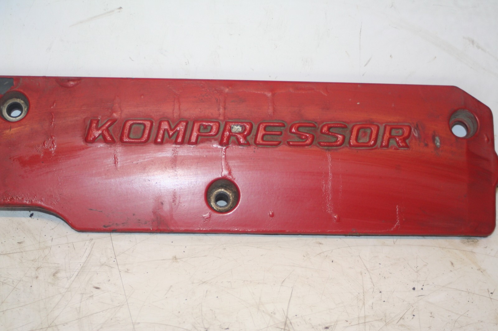 2000 MERCEDES C CLASS W202. KOMPRESSOR ENGINE COVER