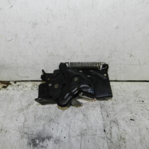 2014 BMW 1 SERIES F21 118D. 7242549 LATCH