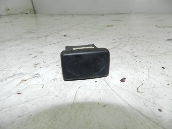 2006 LAND ROVER FREELANDER 1 FACELIFT TD4 L314. ELECTRIC WINDOW SWITCH - Image 2