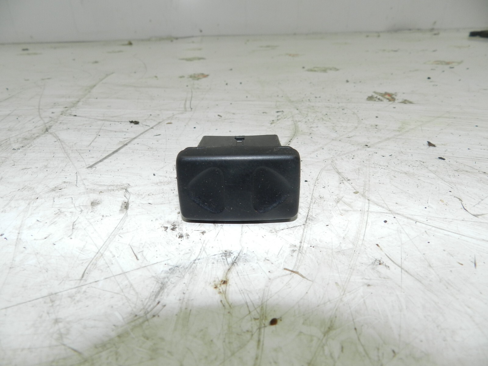 2006 LAND ROVER FREELANDER 1 FACELIFT TD4 L314. ELECTRIC WINDOW SWITCH