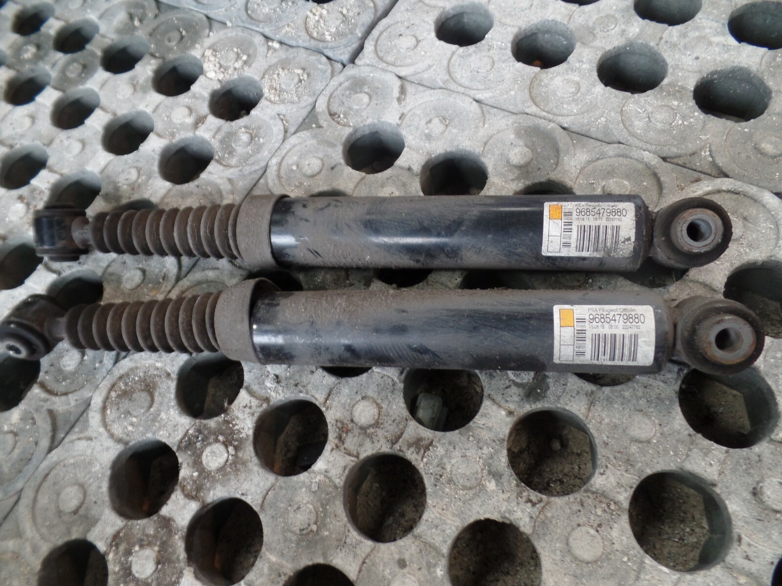 Citroen DS3 2015/16 1.2T Rear Shock Absorbers *Pair 9685479880