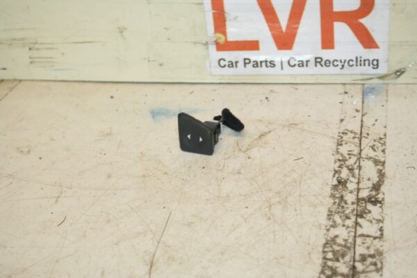 2008 FIAT 500. 1.2 PETROL. ELECTRIC WINDOW SWITCH