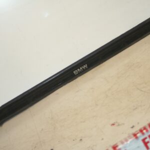(95) 2010 BMW 1 SERIES E82. LOWER SILL TRIM BMW KICK TRIM 608290