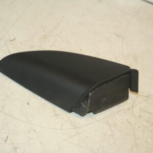 (95) 2010 BMW 1 SERIES E82. WING MIRROR COVER TRIM TRIANGLE 7199589