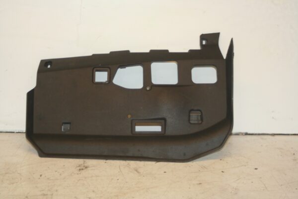 (95) 2010 BMW 1 SERIES E82. DASHBOARD LOWER TRIM 6969532