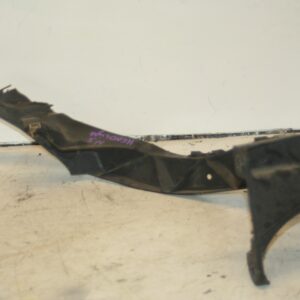 (95) 2010 BMW 1 SERIES E82. PASSENGER SIDE HEADLIGHT TRIM FRAME BRACKET