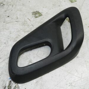 2015 CITROEN BERLINGO MK2. DOOR CARD HANDLE SURROUND TRIM