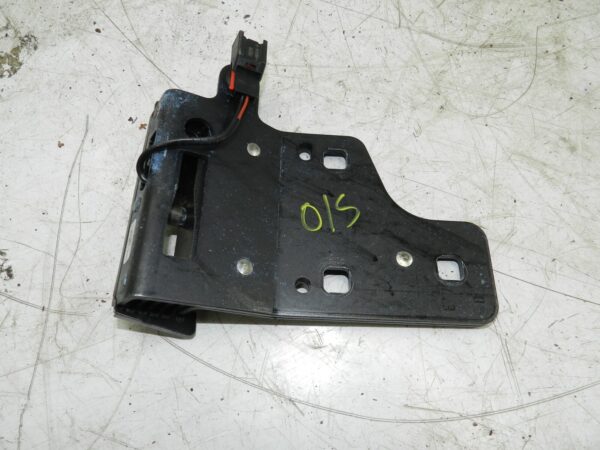 2008 FORD FOCUS CC CONVERTIBLE. DRIVER SIDE ROOF LATCH CATCH