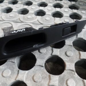 MK2 Nissan Note 2015 - Passenger Side Rear N/S/R Window Switch / Door Handle