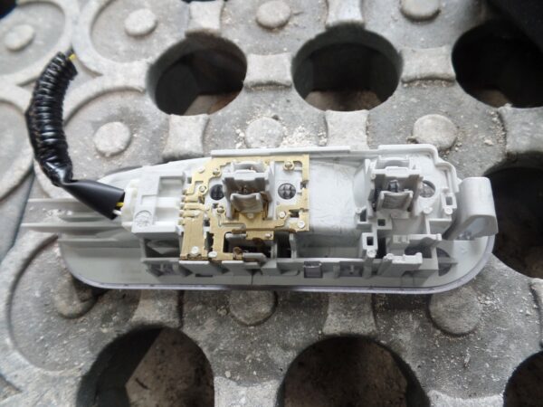 MK2 Nissan Note 2015 - Rear Interior Light - Image 2