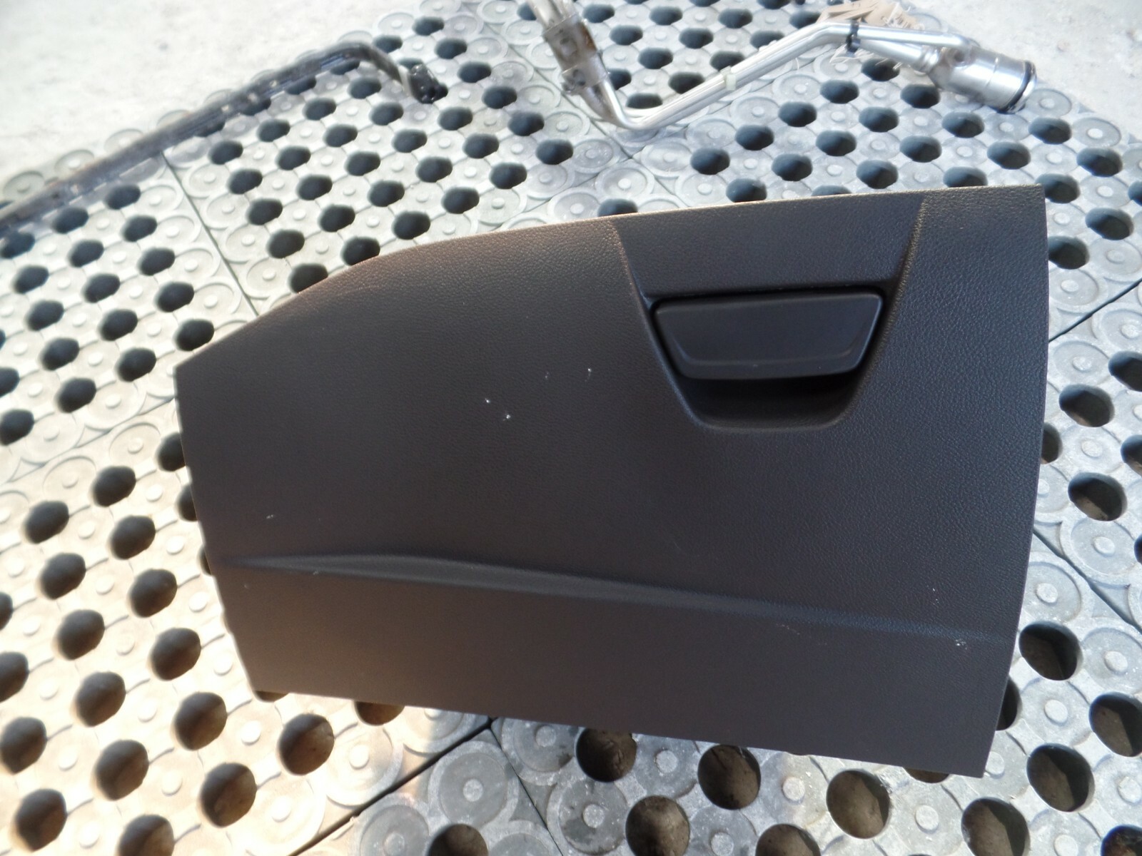 2013 Mk3 Ford Focus Glove Box BM51-A06044