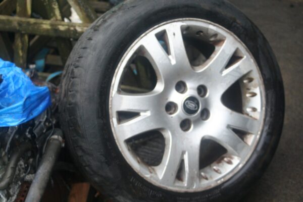 2001 LAND ROVER DISCOVERY 2 TD5. SET OF ALLOY WHEELS SPORT 3x BAD TYRES RANGE RO - Image 15