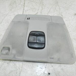 (131) 2002 MERCEDES BENZ E CLASS ESTATE W210. INTERIOR LIGHT